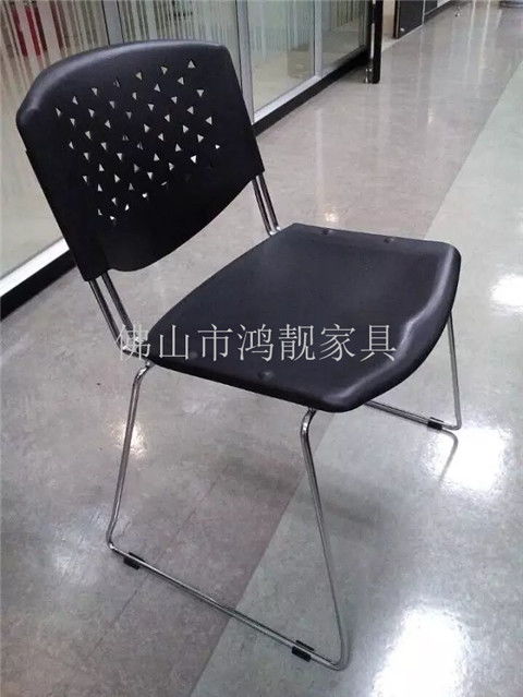 廣東日用品欄目下的部隊與公共座椅巡禮 從專業(yè)到民用的多元選擇